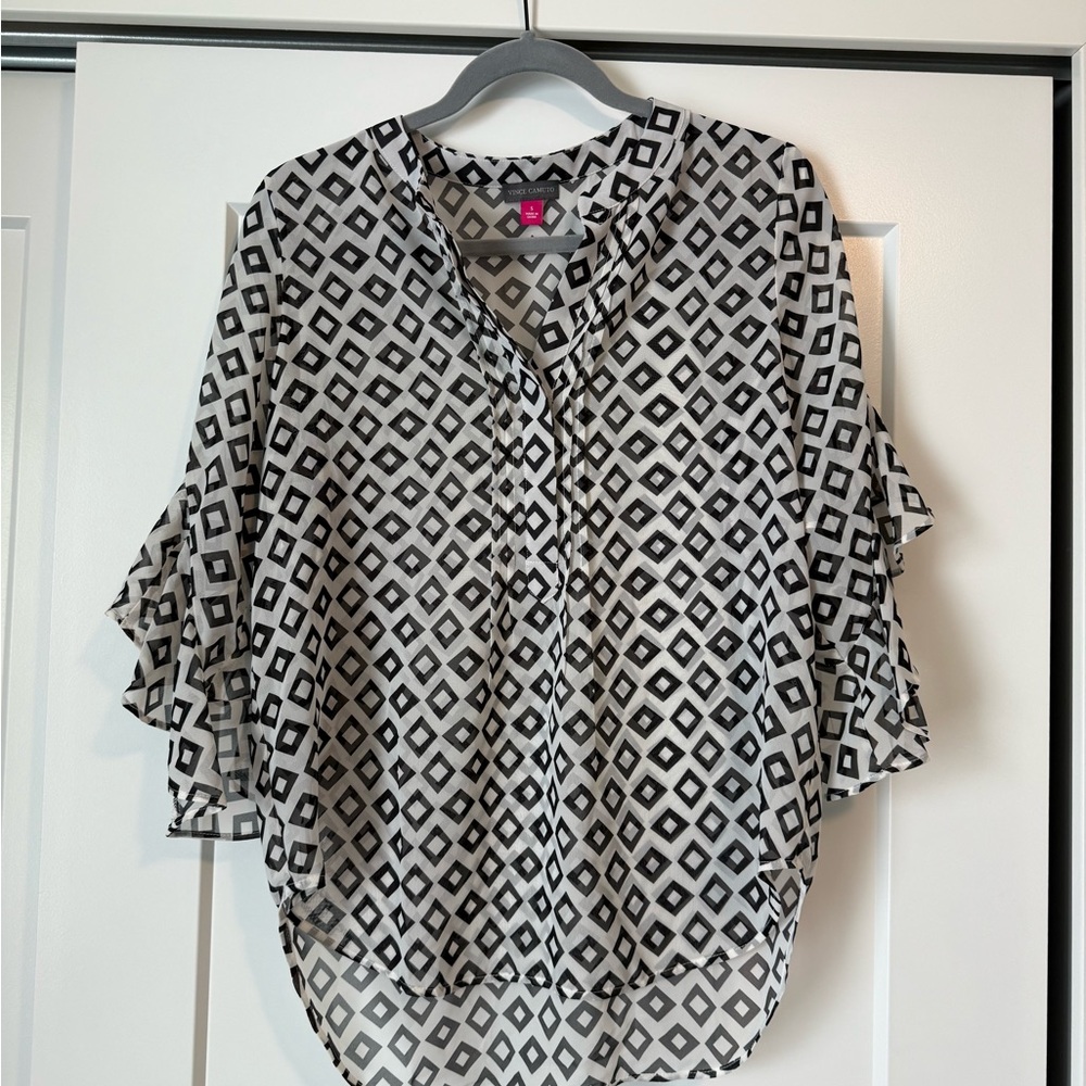 Vince Camuto Monochrome Geometric Blouse